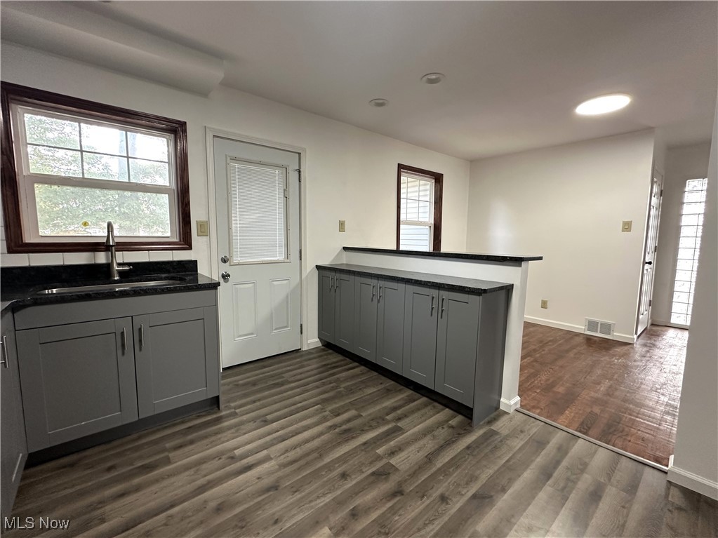 3000 Parkman Road Northwest Warren, OH 44485 - Photo 8 of 26
