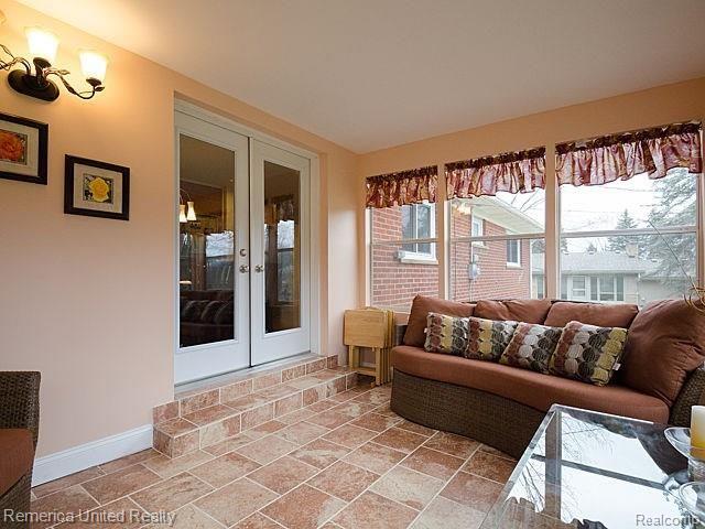 28025 Quail Hollow Road Farmington Hills, MI 48331 - Photo 38 of 38
