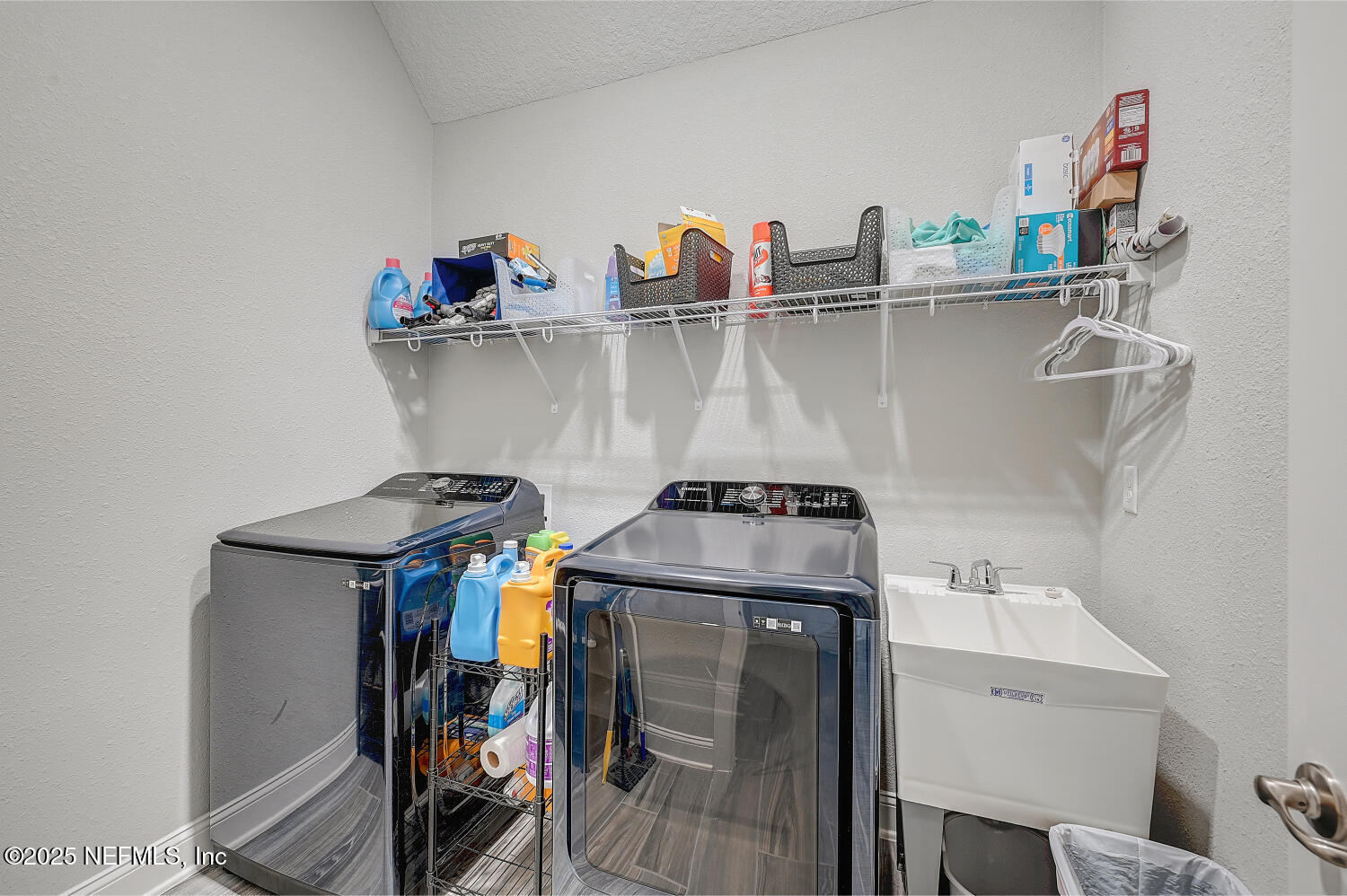 264 Vly Fls Way St. Johns, FL 32259 - Photo 13 of 37 a utility room with dryer and washer