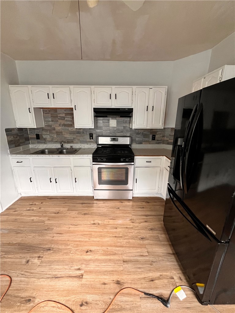 19 Rounds Avenue Providence, RI 02907 - Photo 2 of 7 Gallery Image 2