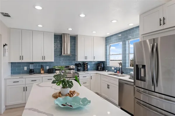 $689,900 | 13521 Stacey Drive, Hudson, FL 34667