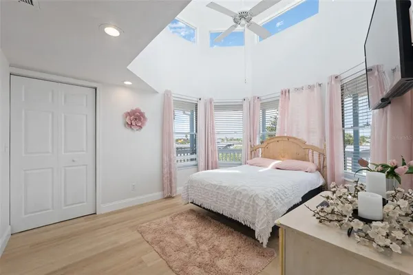 $689,900 | 13521 Stacey Drive, Hudson, FL 34667