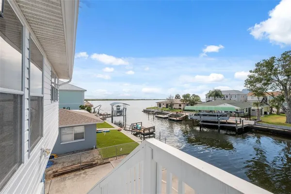 $689,900 | 13521 Stacey Drive, Hudson, FL 34667