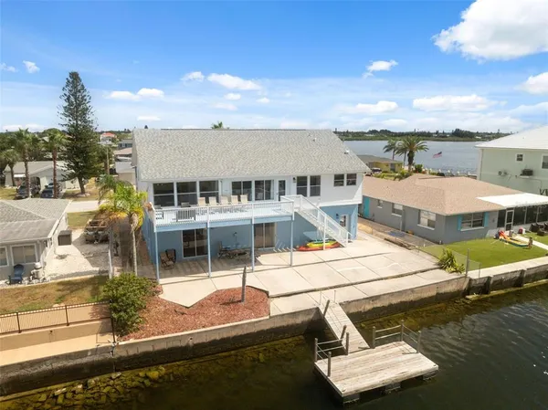 $689,900 | 13521 Stacey Drive, Hudson, FL 34667