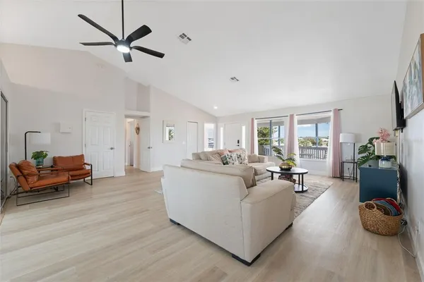 $689,900 | 13521 Stacey Drive, Hudson, FL 34667