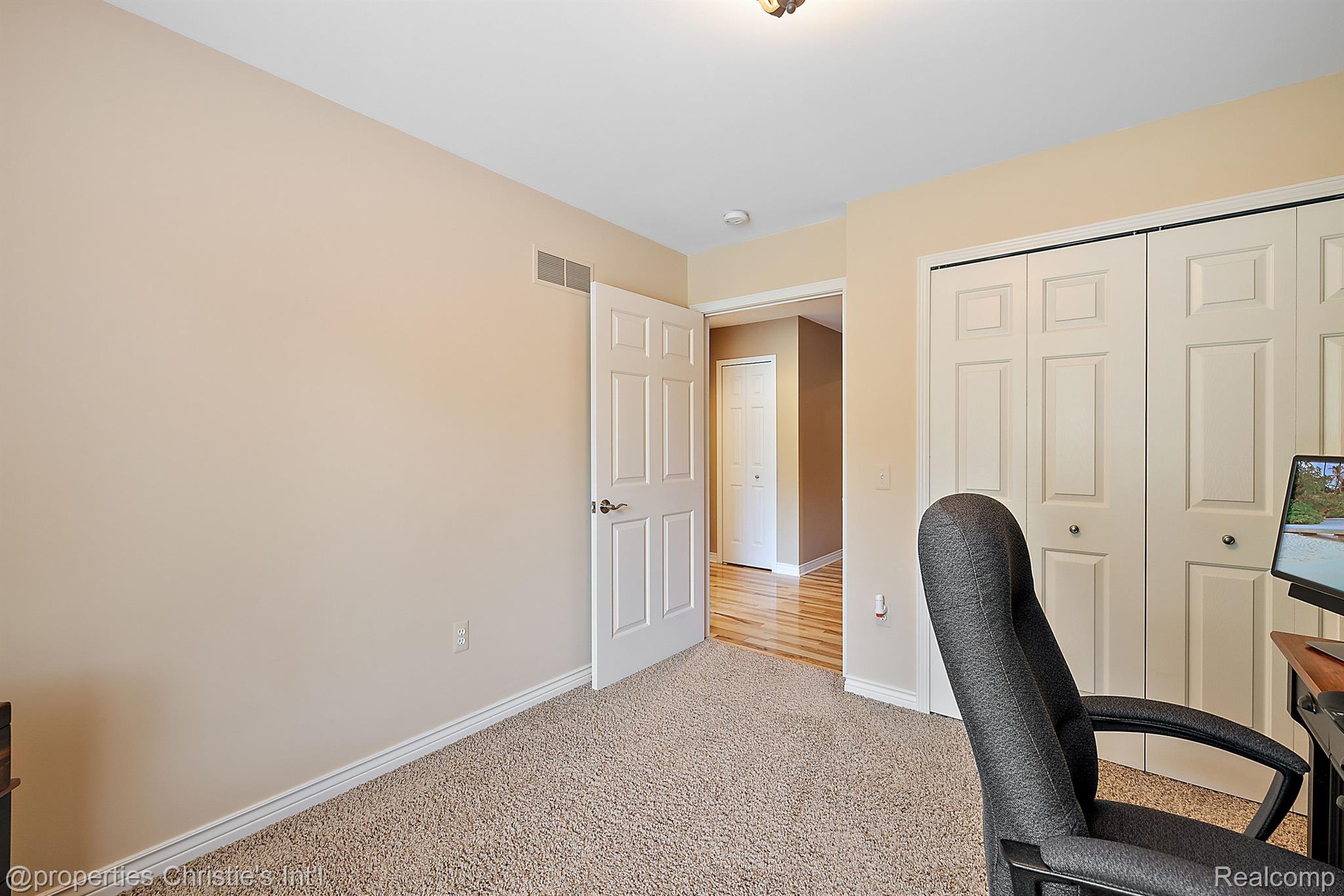 3654 McComb Drive Rochester, MI 48307 - Photo 44 of 49 Gallery Image 44