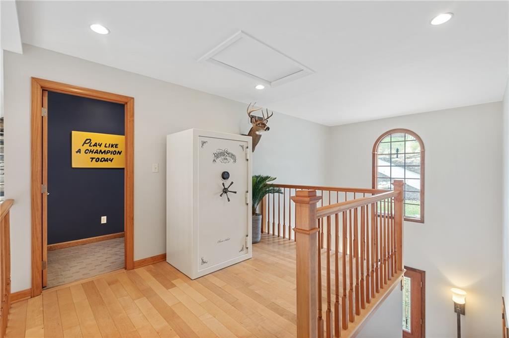 240 Timothy Road Gibsonia, PA 15044 - Photo 17 of 19 Gallery Image 17