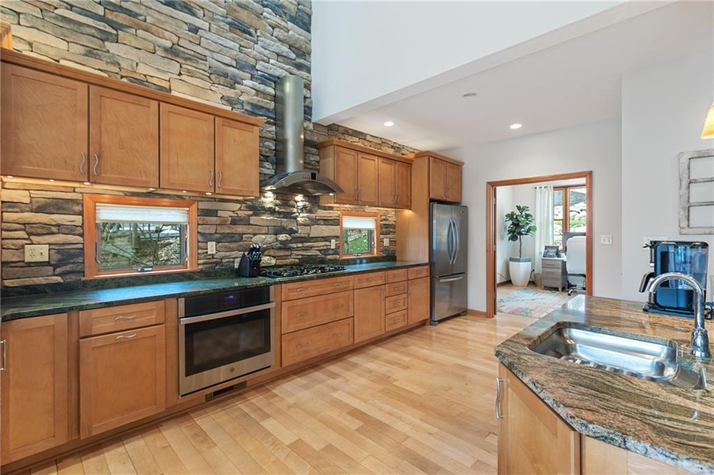240 Timothy Road Gibsonia, PA 15044 - Photo 6 of 19 Gallery Image 6
