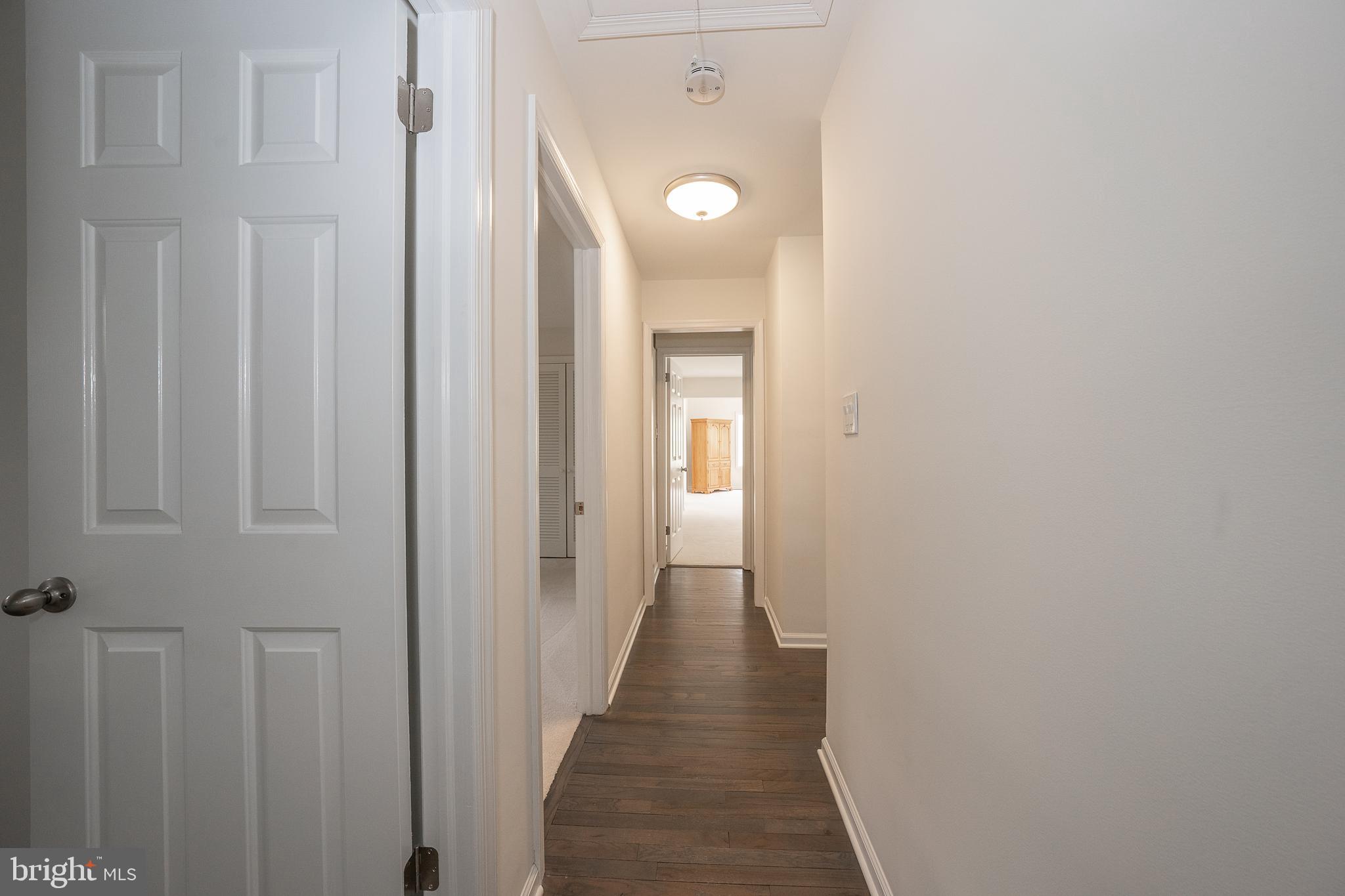 8 Applewood Road Malvern, PA 19355 - Photo 31 of 63 Hallway