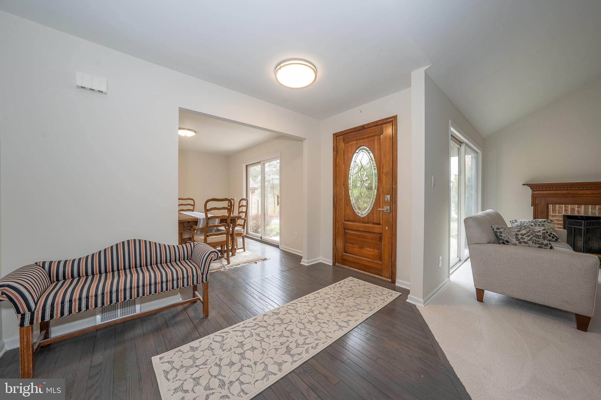 8 Applewood Road Malvern, PA 19355 - Photo 5 of 63 Foyer
