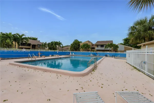 $280,000 | 8390 North Missionwood Circle, Unit D18, Miramar, FL 33025