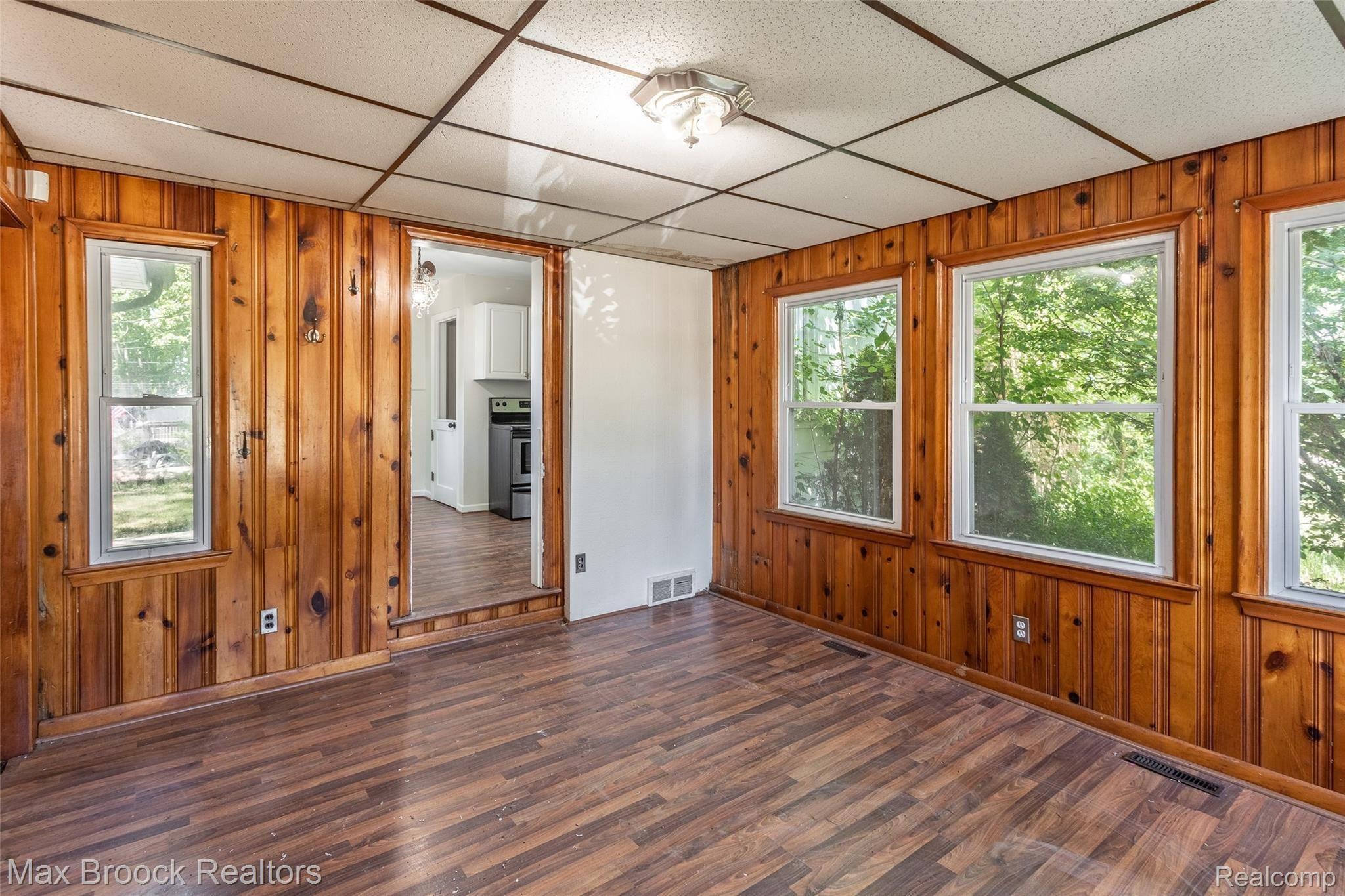 1894 Union Lake Road Commerce Township, MI 48382 - Photo 13 of 15 244A2874-HDR.jpg