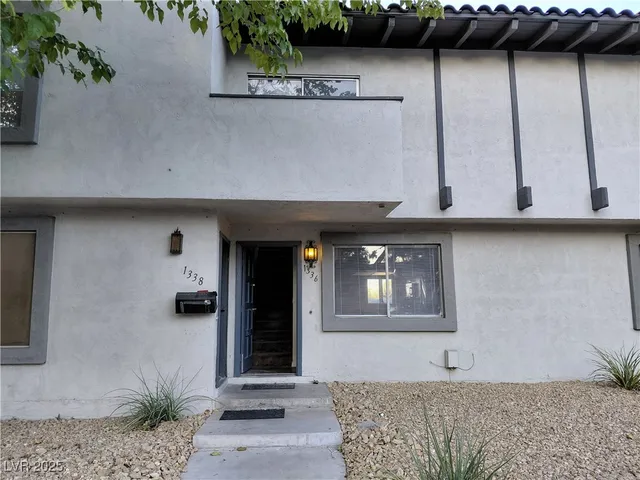 $900 | 1336 North Jones Boulevard, Las Vegas, NV 89108