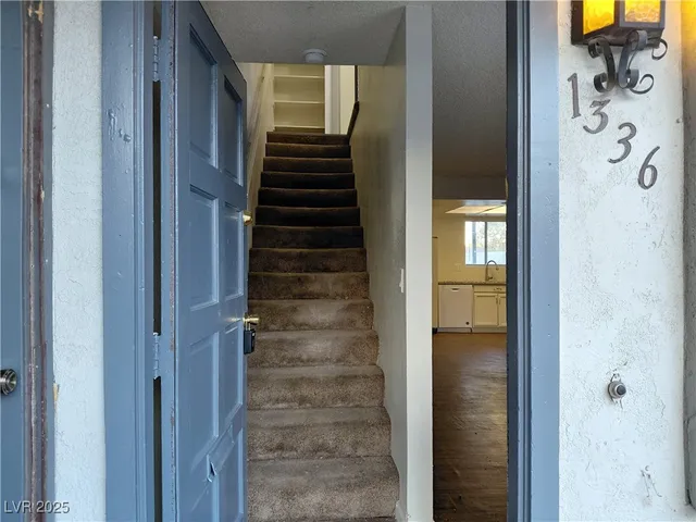 $900 | 1336 North Jones Boulevard, Las Vegas, NV 89108