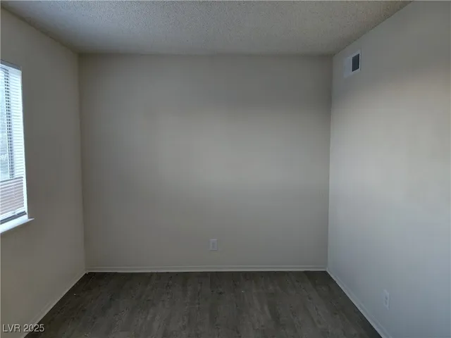 $900 | 1336 North Jones Boulevard, Las Vegas, NV 89108