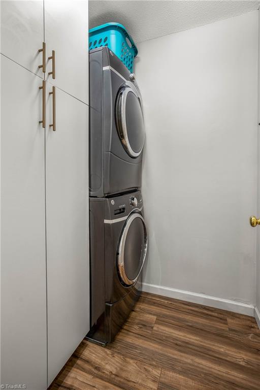 19 Grace Drive Thomasville, NC 27360 - Photo 16 of 33 Separate Laundry Room