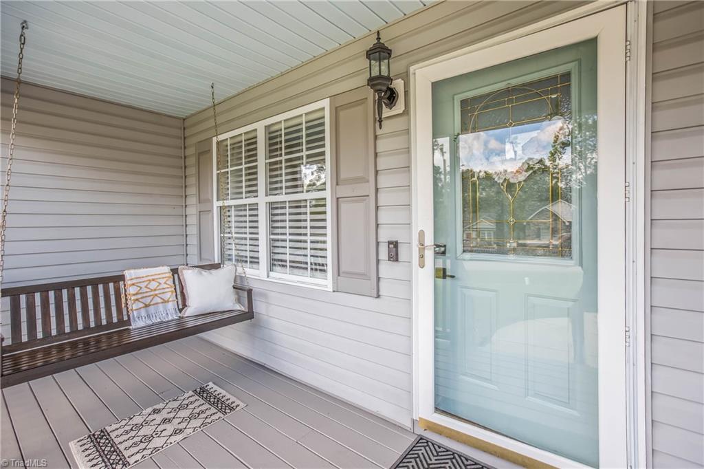 19 Grace Drive Thomasville, NC 27360 - Photo 5 of 33