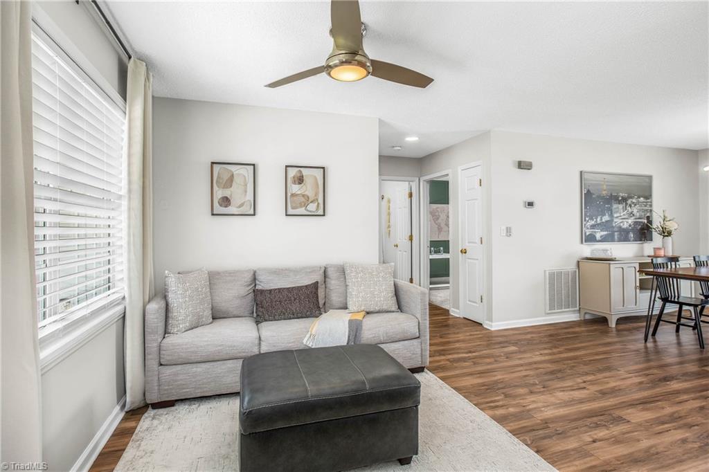 19 Grace Drive Thomasville, NC 27360 - Photo 6 of 33