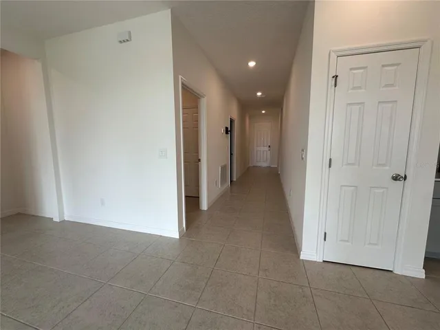 $2,400 | 3060 Suraj Circle, Tavares, FL 32778