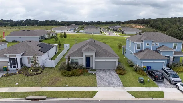 $2,400 | 3060 Suraj Circle, Tavares, FL 32778