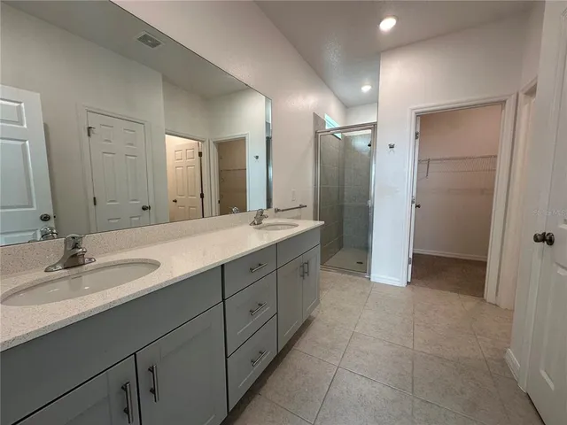 $2,400 | 3060 Suraj Circle, Tavares, FL 32778