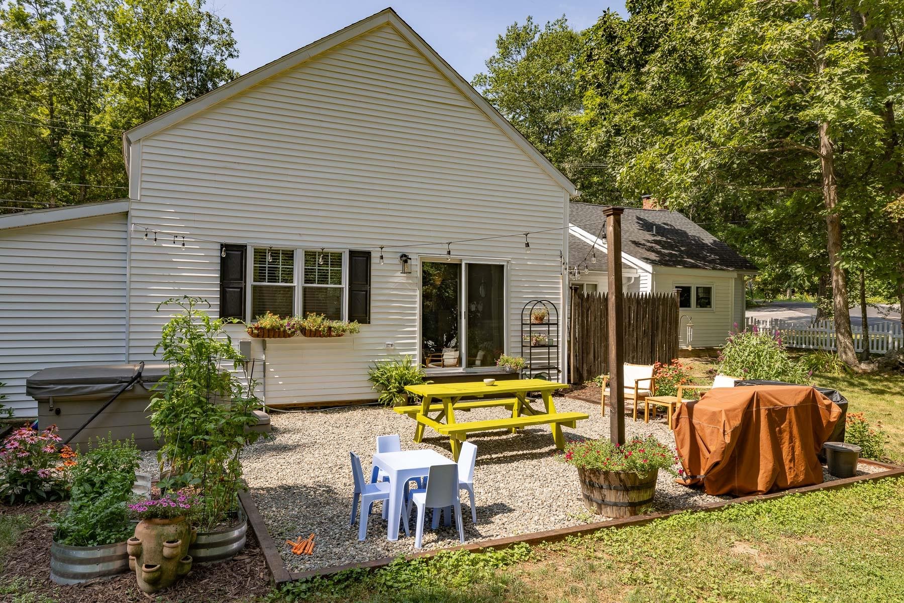 230 Ash Swamp Road Newmarket, NH 03857 - Photo 6 of 35