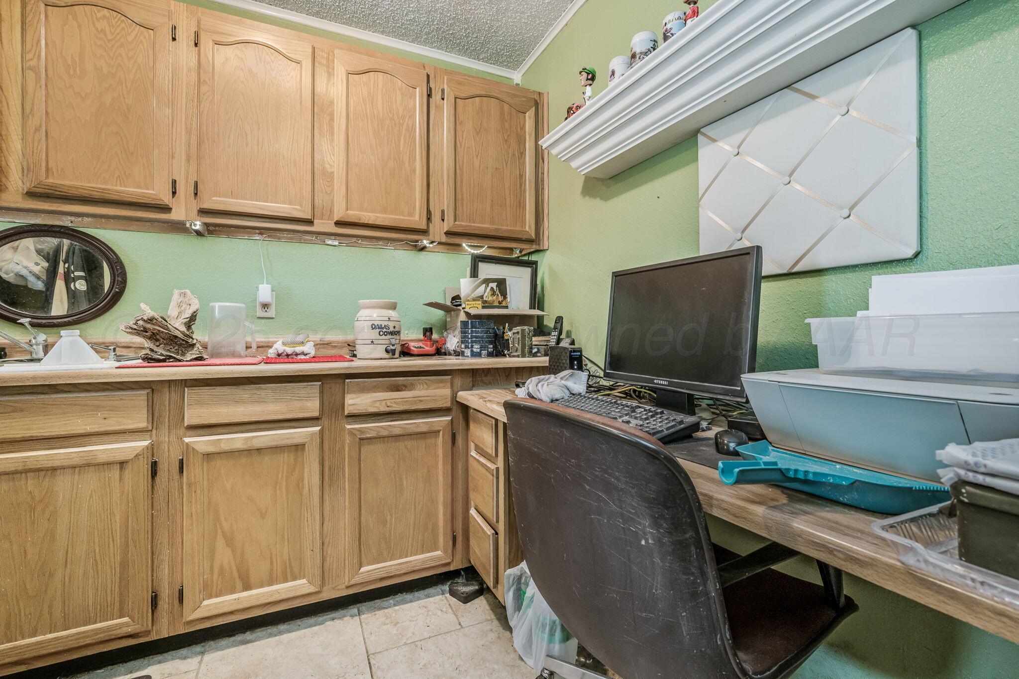 1330 Lion Street Miami, TX 79059 - Photo 15 of 21 1330 Lions 13