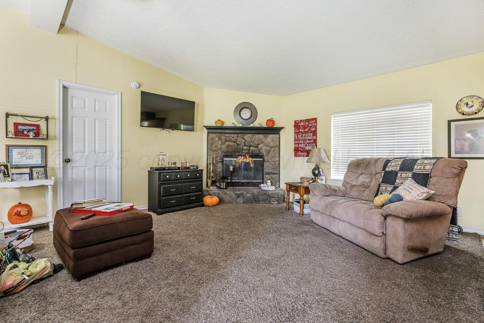 1330 Lion Street Miami, TX 79059 - Photo 2 of 21 1330 Lions 19