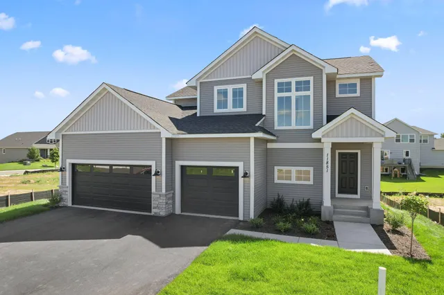 $609,900 | 11851 35th Street North, Lake Elmo, MN 55042