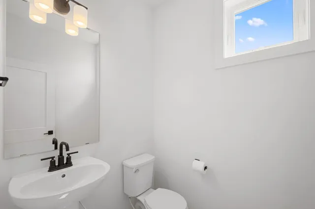 $609,900 | 11851 35th Street North, Lake Elmo, MN 55042