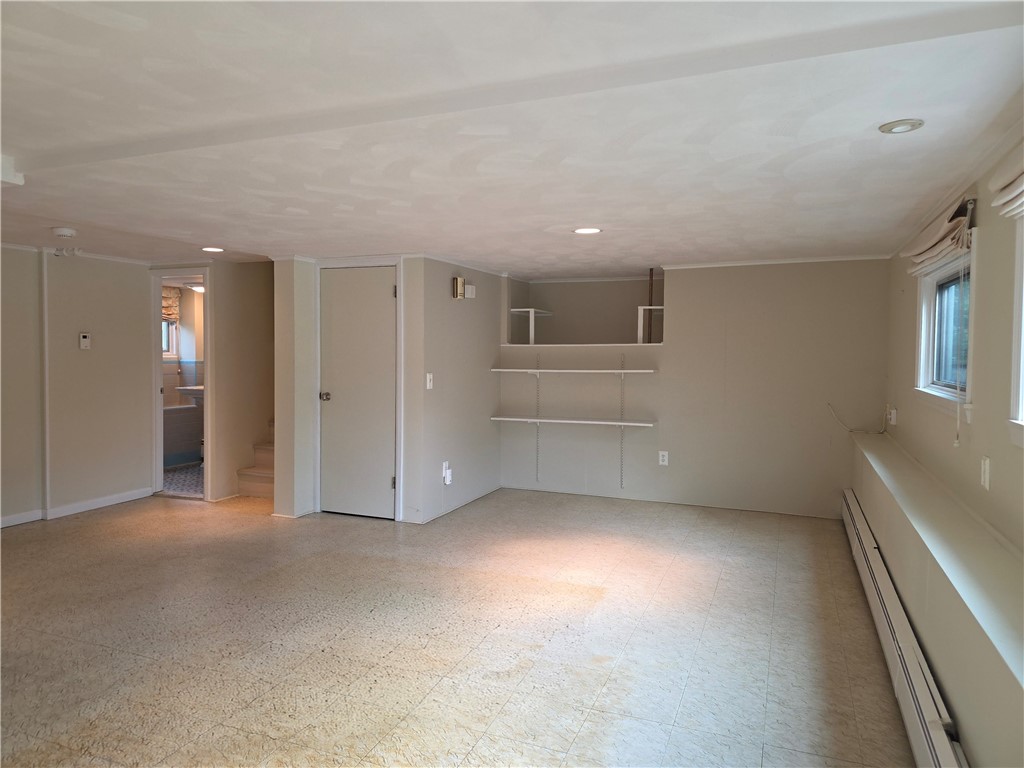 40 Russet Way Cranston, RI 02920 - Photo 23 of 35