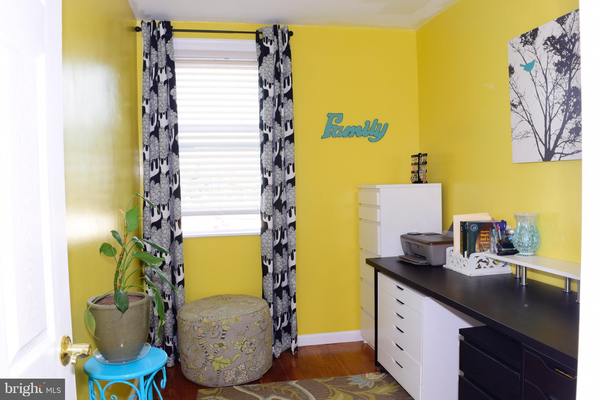 4833 Greencrest Road Baltimore, MD 21206 - Photo 11 of 24 Bedroom