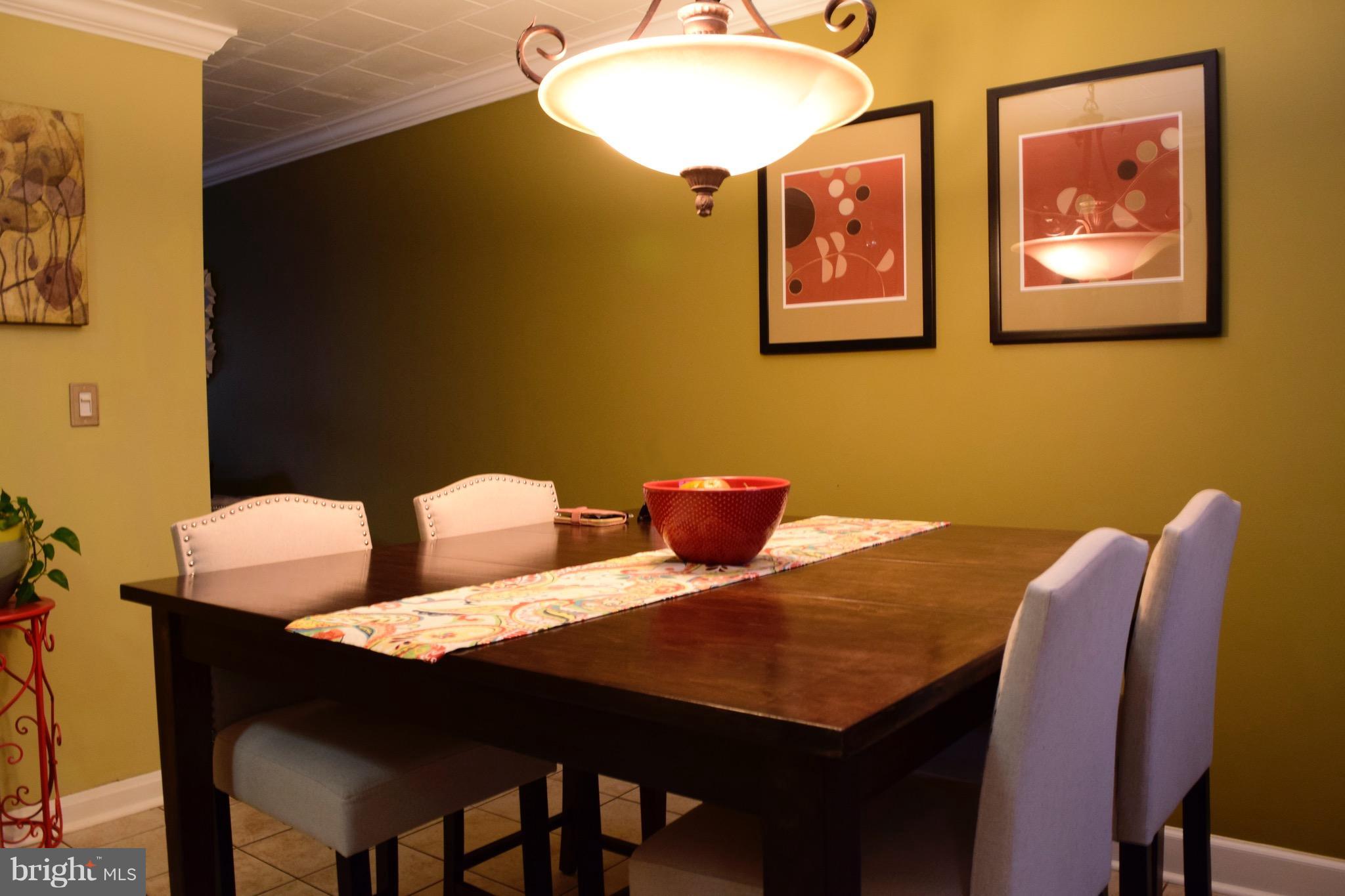 4833 Greencrest Road Baltimore, MD 21206 - Photo 4 of 24 Dining Room