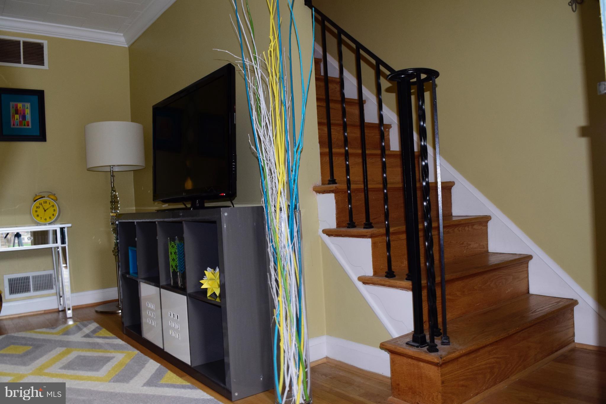 4833 Greencrest Road Baltimore, MD 21206 - Photo 7 of 24 Interior (General)