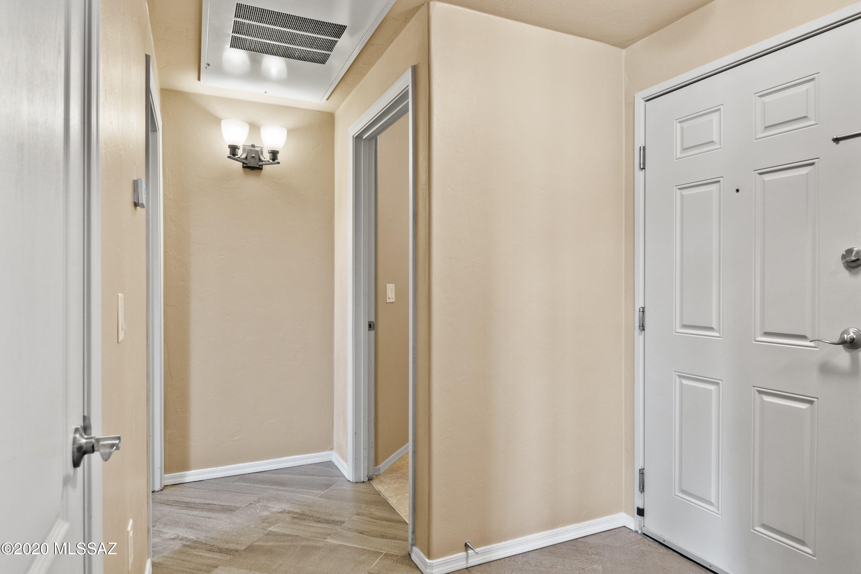 2550 East River Road, Unit 12203 Tucson, AZ 85718 - Photo 6 of 28