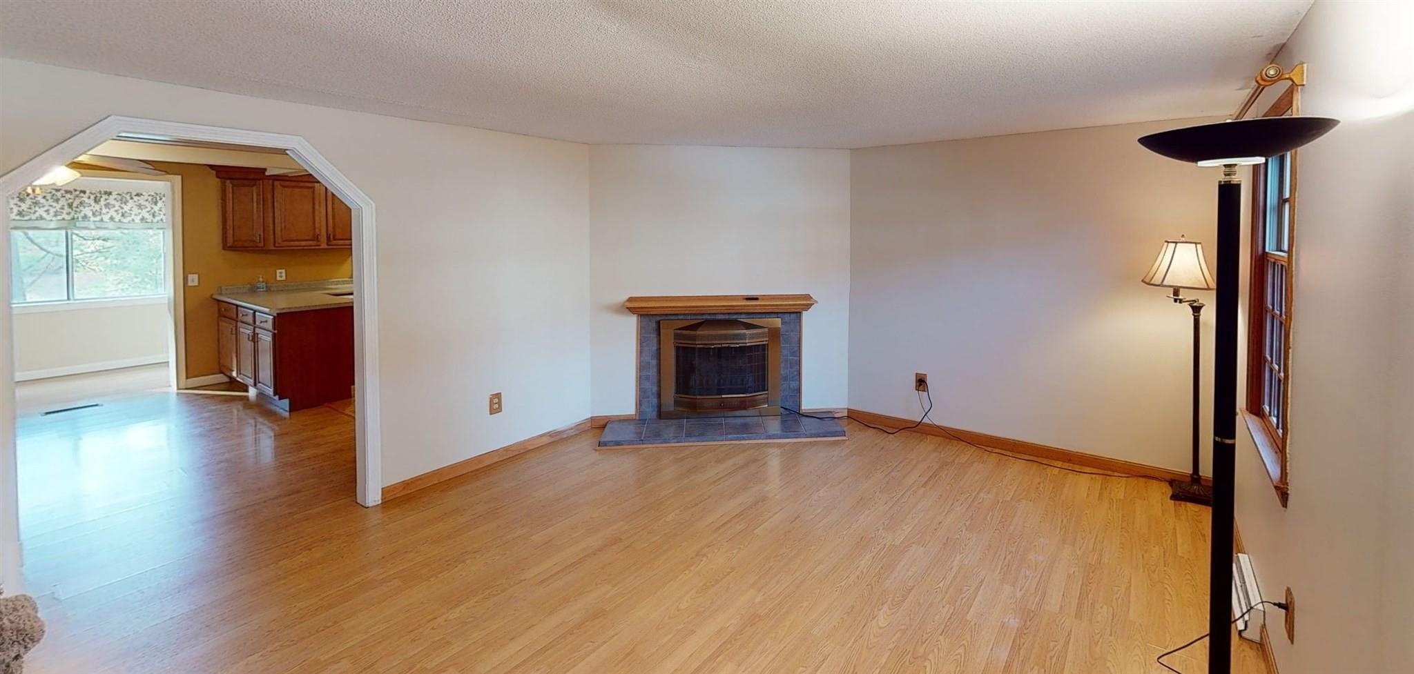32 Sentry Way Merrimack, NH 03054 - Photo 8 of 30