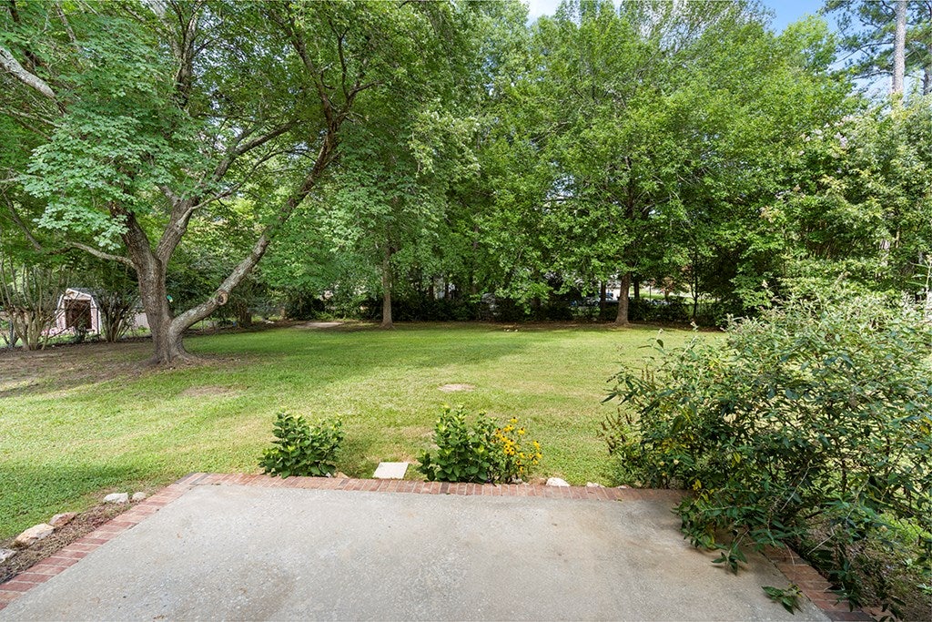 208 Sylvan Road Greenwood, SC 29649 - Photo 16 of 17 Gallery Image 16