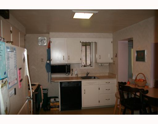 209 Henderson Road Pittsburgh, PA 15237 - Photo 8 of 18 Kitchen.