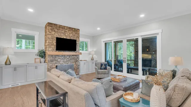 $1,199,000 | 7997 Mountain Laurel Trail, Signal Mountain, TN 37377