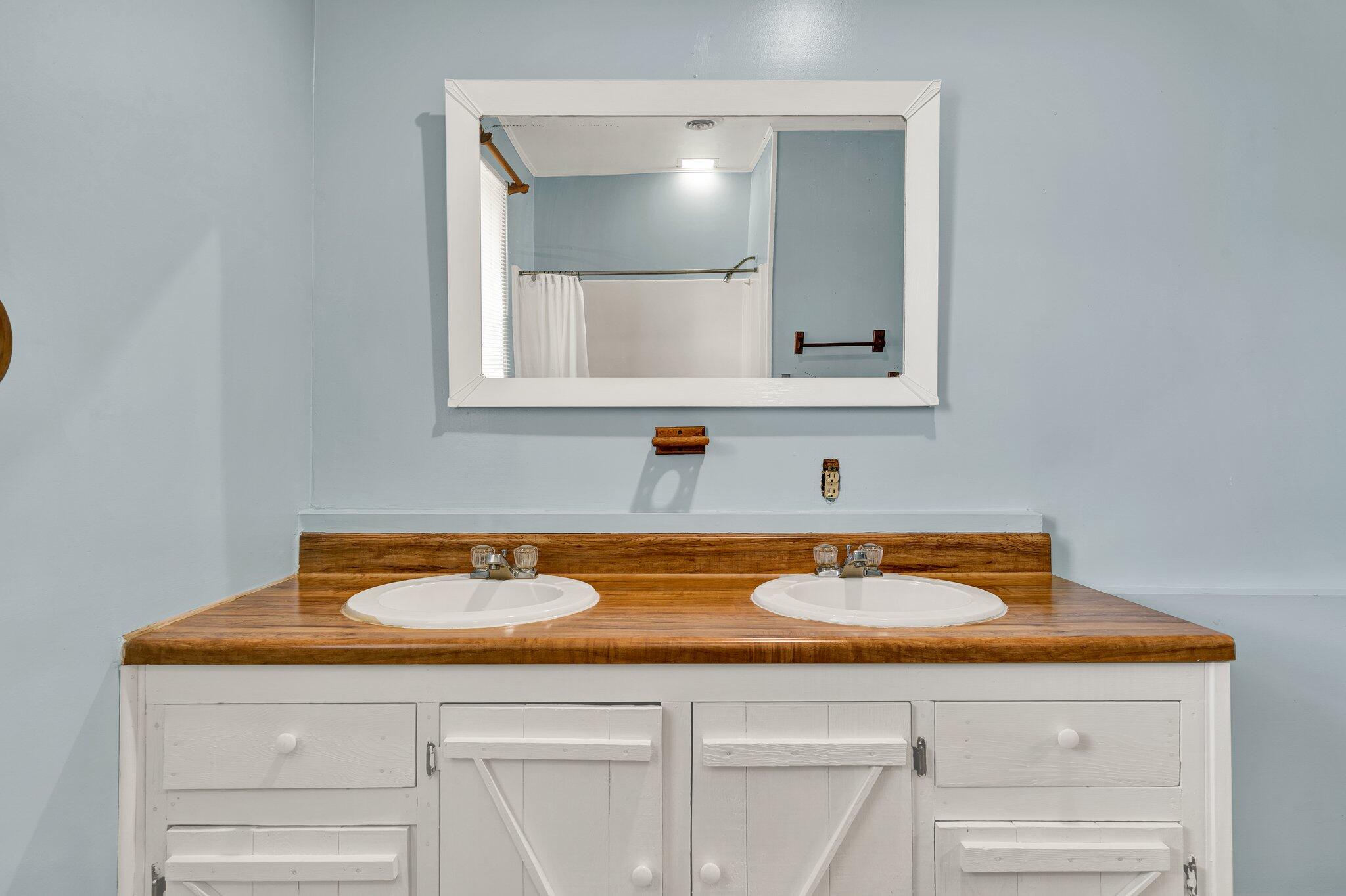 188 Cherokee Crossing Calhoun, TN 37309 - Photo 26 of 39 26-web-or-mls-DSC03833