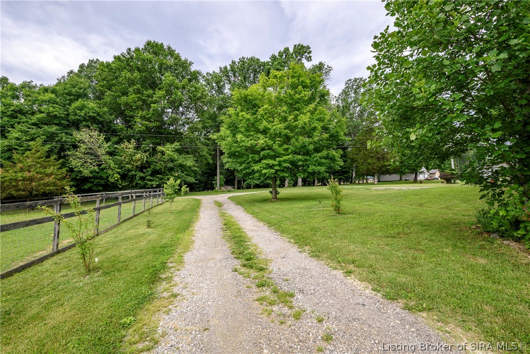 8014 Ridge Way Georgetown, IN 47122 - Photo 26 of 51