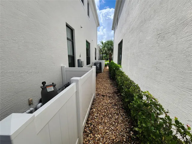 $16,000 | 13154 Faberge Place, Palm Beach Gardens, FL 33418