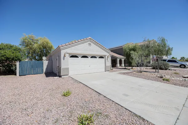 $1,895 | 17432 West Calavar Road, Surprise, AZ 85388