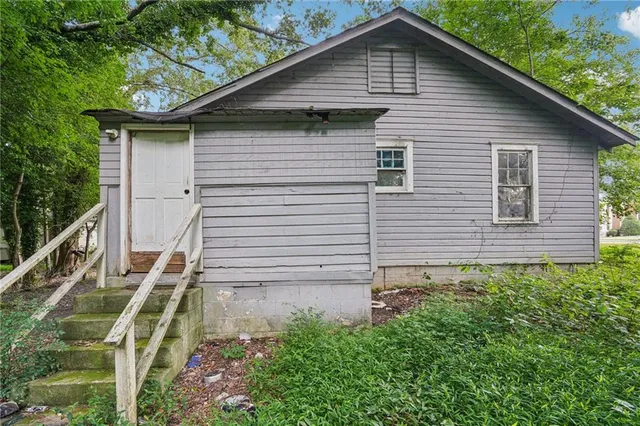 $90,000 | 2096 Fairburn Road Southwest, Atlanta, GA 30331