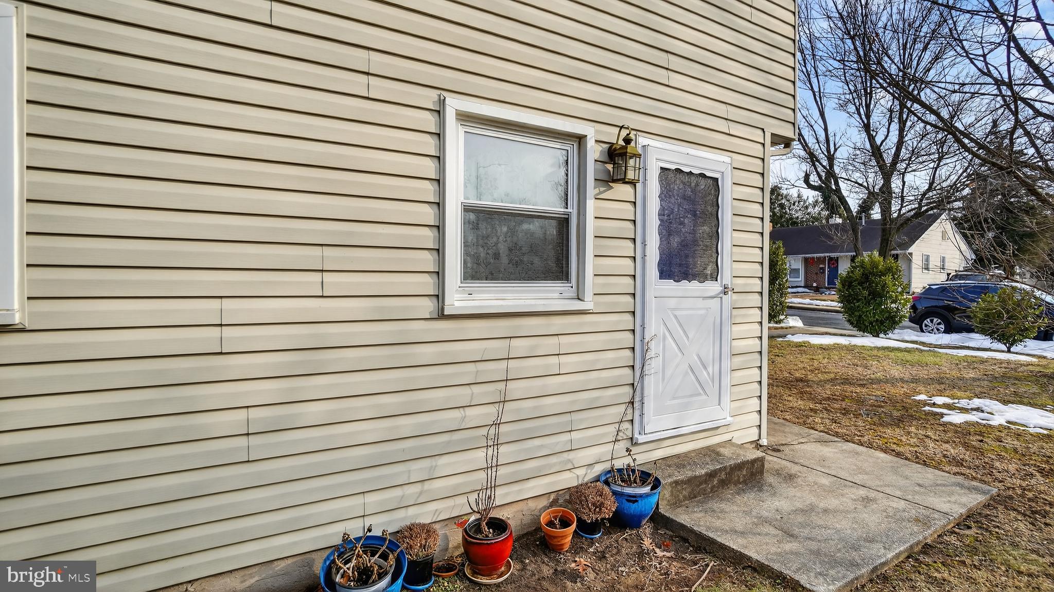 206 Mountain Road Linthicum Heights, MD 21090 - Photo 40 of 49 Side entrance to suite