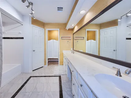 $315,000 | 3614 Glenpine Drive, Houston, TX 77068