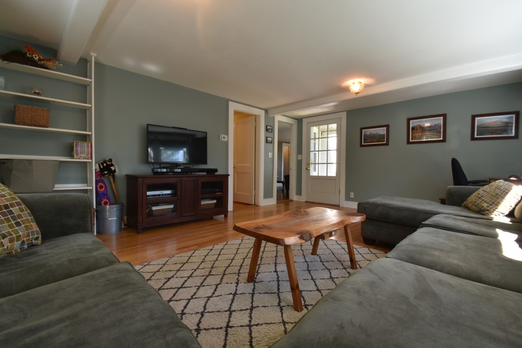 194 River Road West Berlin, MA 01503 - Photo 11 of 28 Gallery Image 11