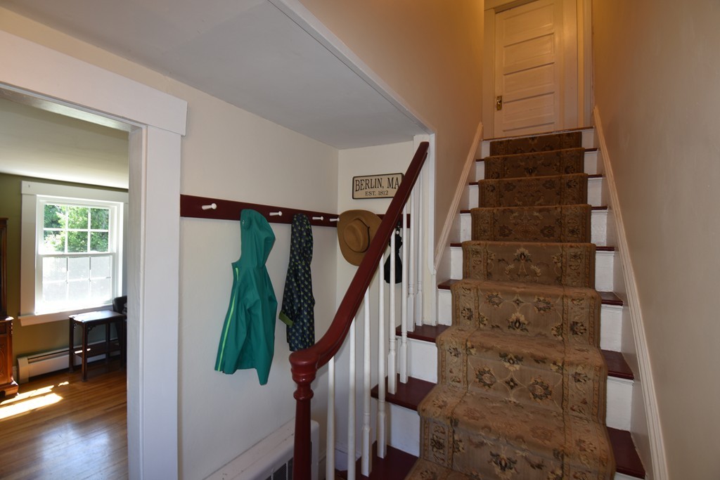 194 River Road West Berlin, MA 01503 - Photo 2 of 28 Gallery Image 2