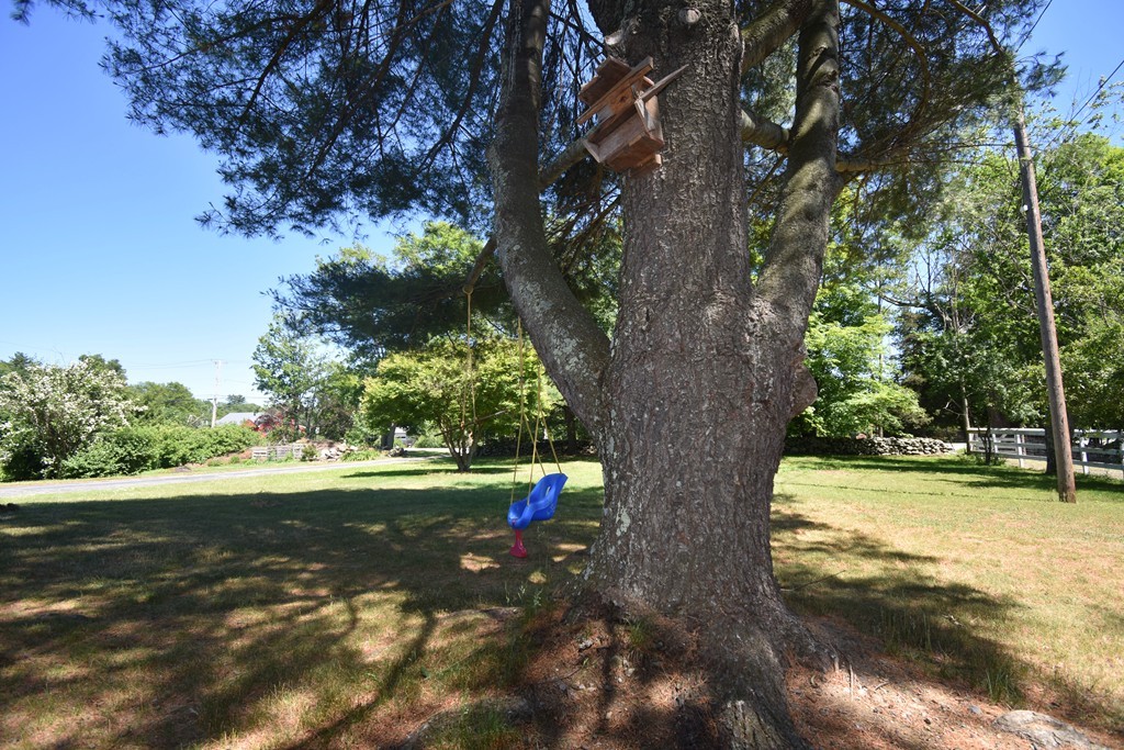 194 River Road West Berlin, MA 01503 - Photo 27 of 28 Gallery Image 27