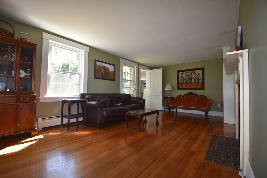 194 River Road West Berlin, MA 01503 - Photo 8 of 28 Gallery Image 8